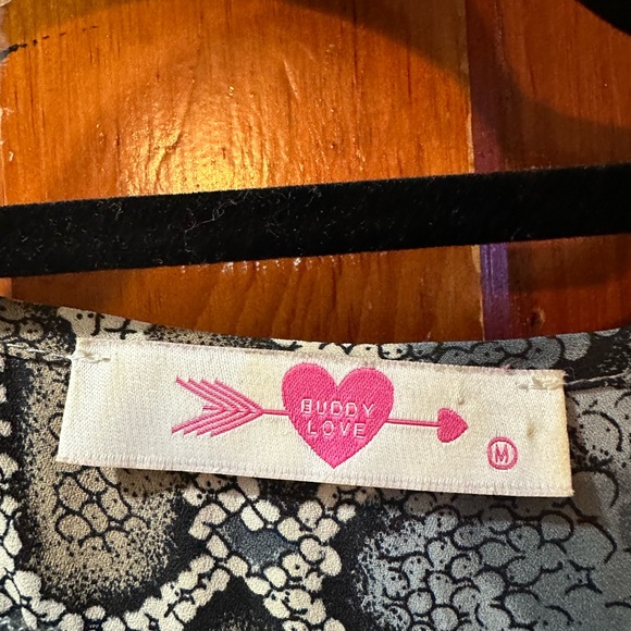 BUDDY LOVE - snake skin flowy top - Picture 5 of 5